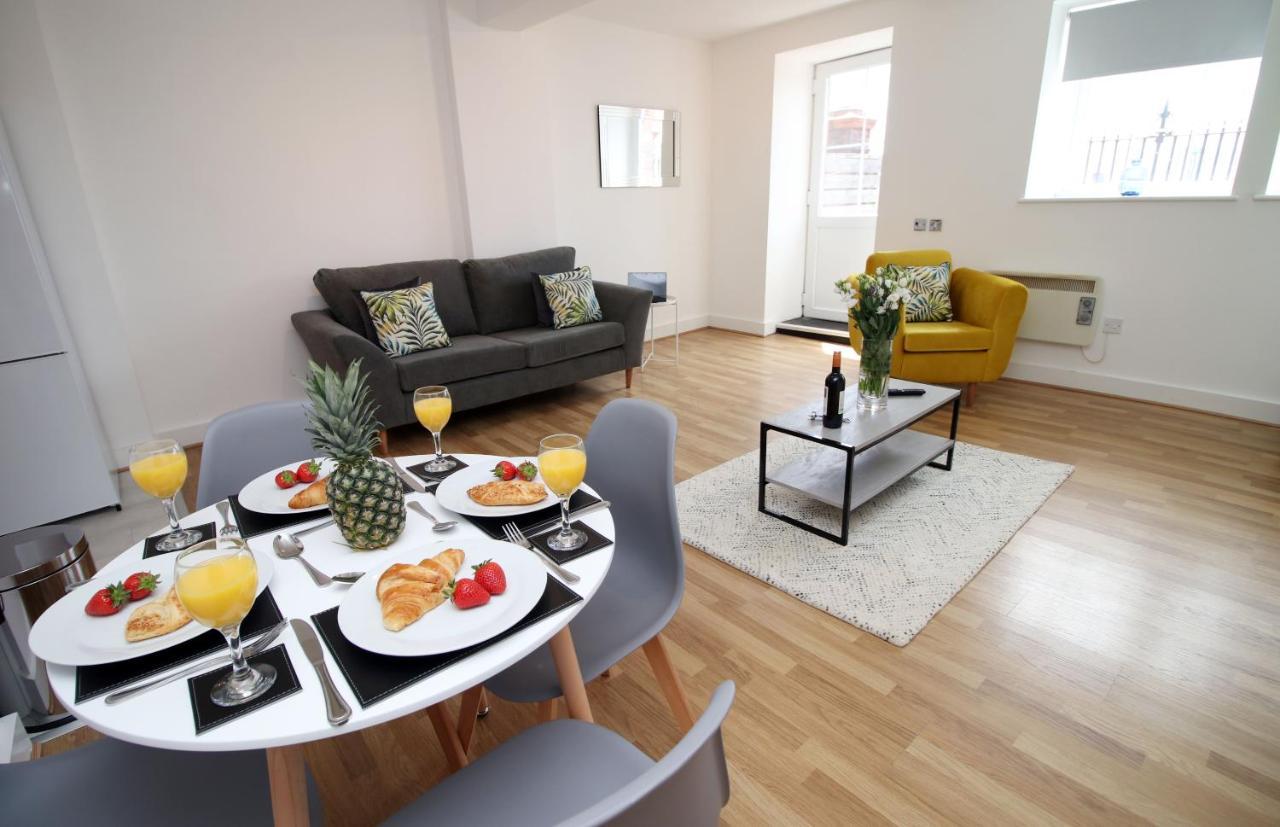 St Thomas Loft Views By Ssw - 2Br, Parking, Sleeps 4, Easy Access To City Centre, Marina, Beach And M4 Swansea Buitenkant foto