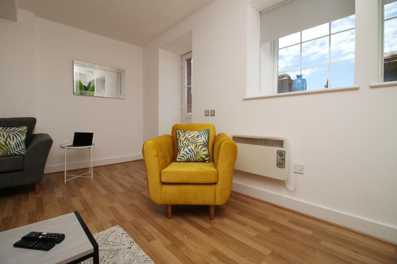 St Thomas Loft Views By Ssw - 2Br, Parking, Sleeps 4, Easy Access To City Centre, Marina, Beach And M4 Swansea Buitenkant foto